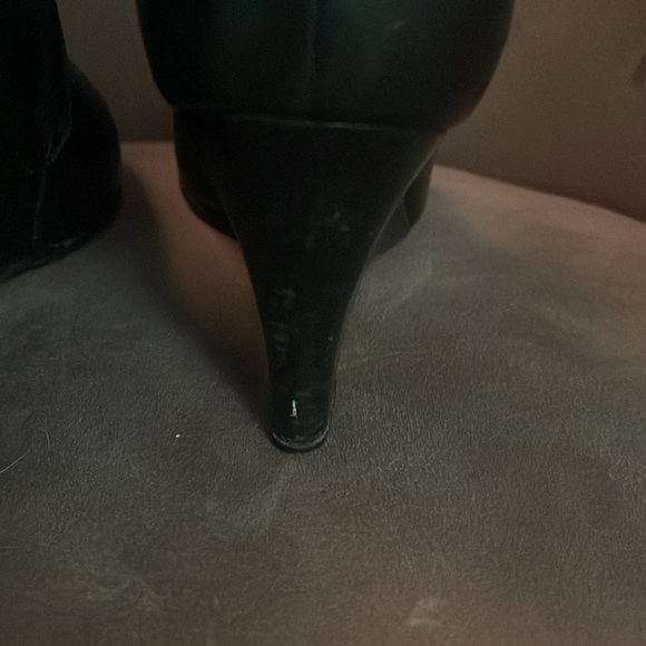 Authentic Christian Louboutin leather booties. - Picture 5 of 7